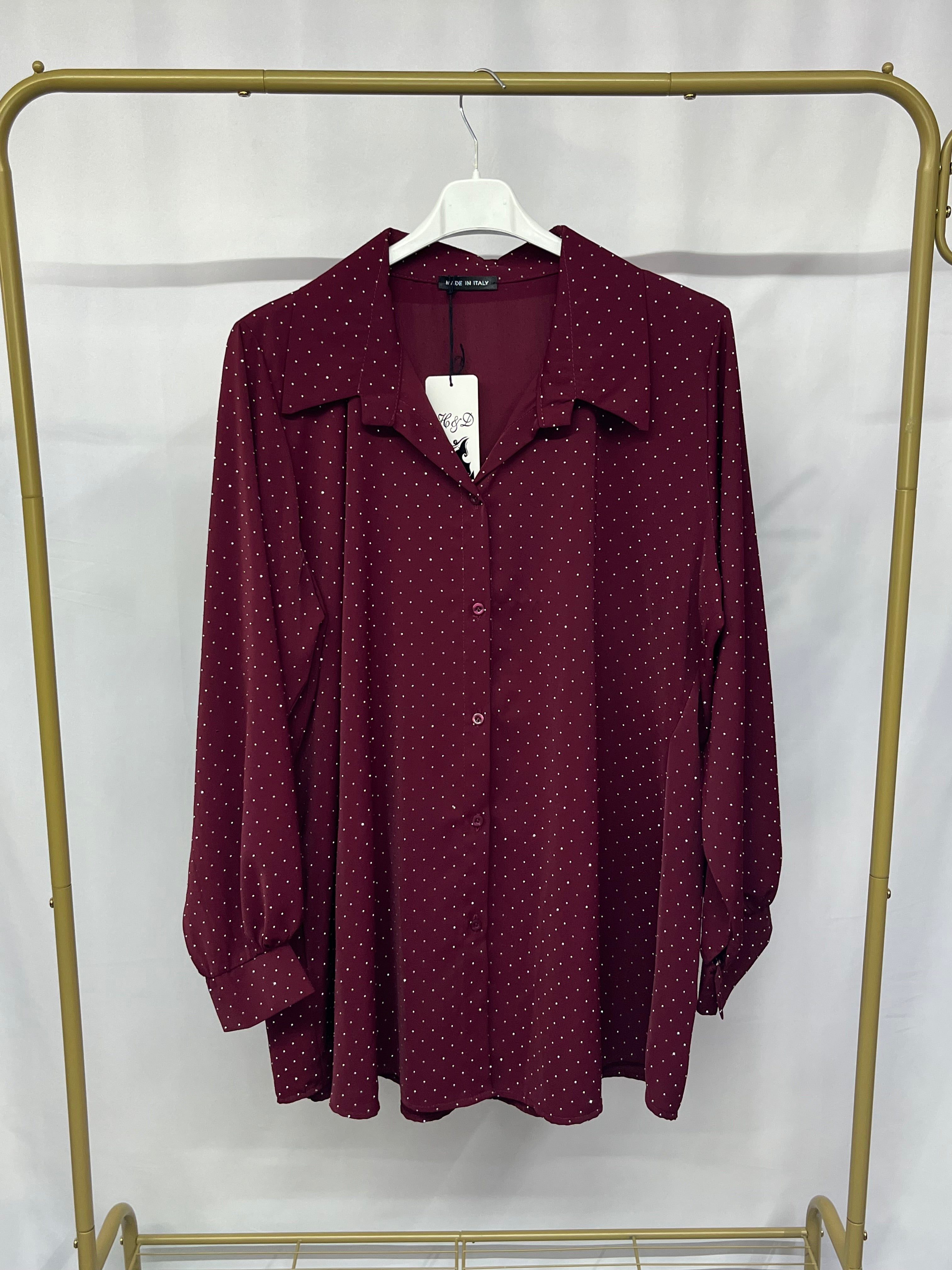 Camicia ricoperta di brillantini