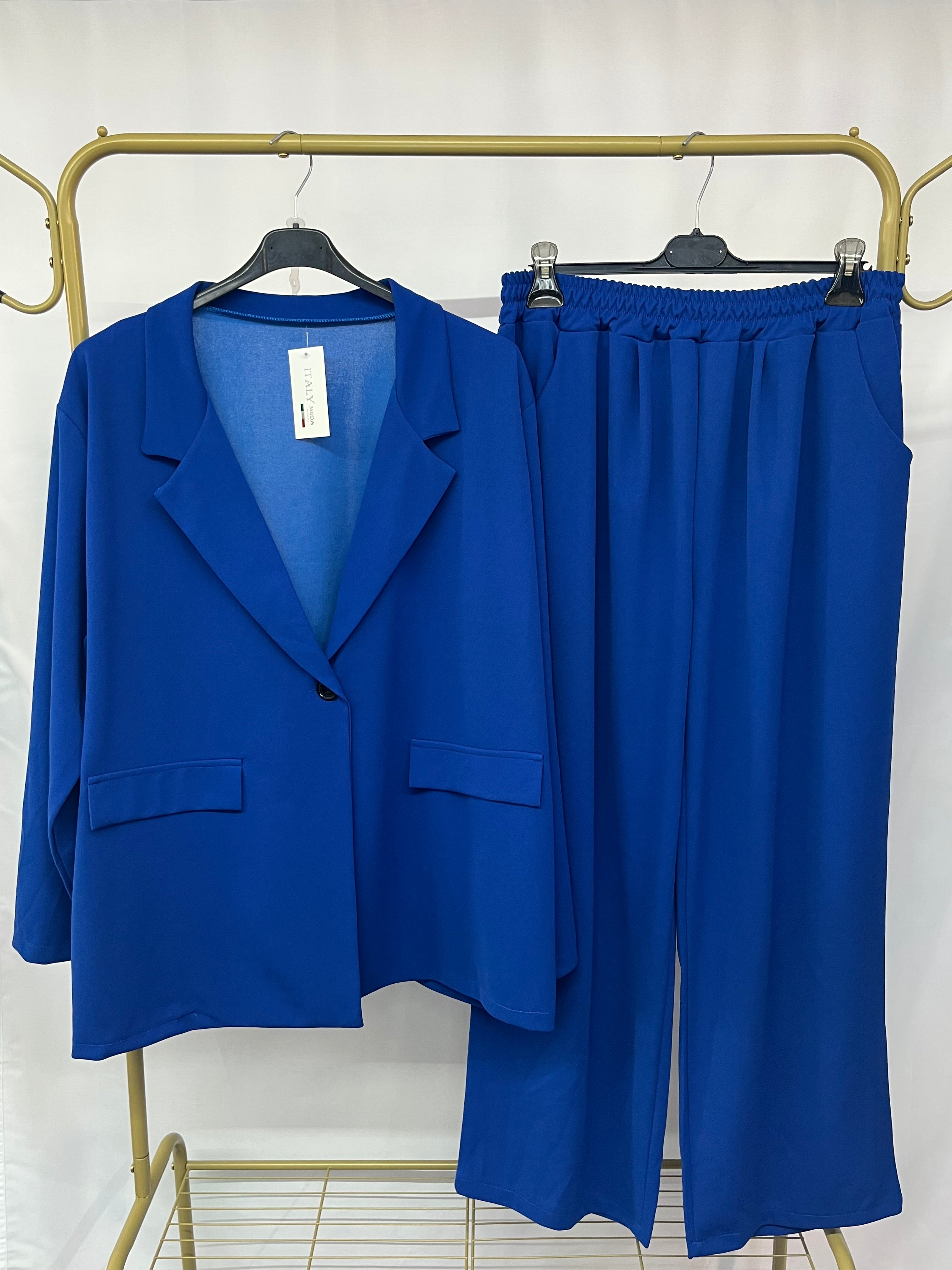 Completo con giacca sfoderata e pantalone a palazzo