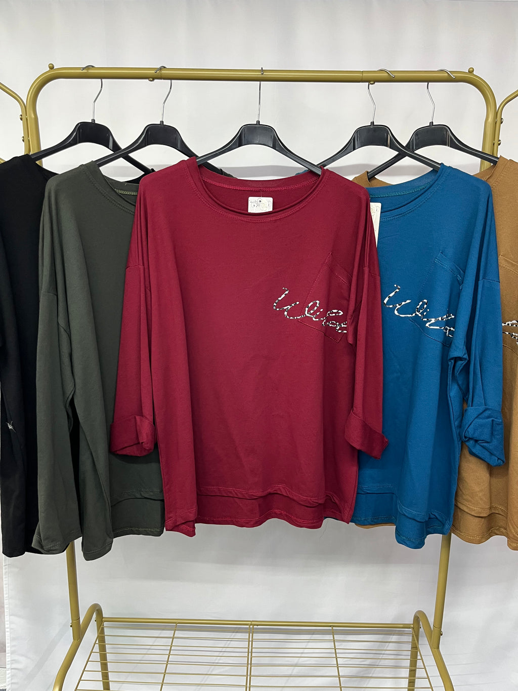 Felpa crew neck con dettaglio maculato su taschino
