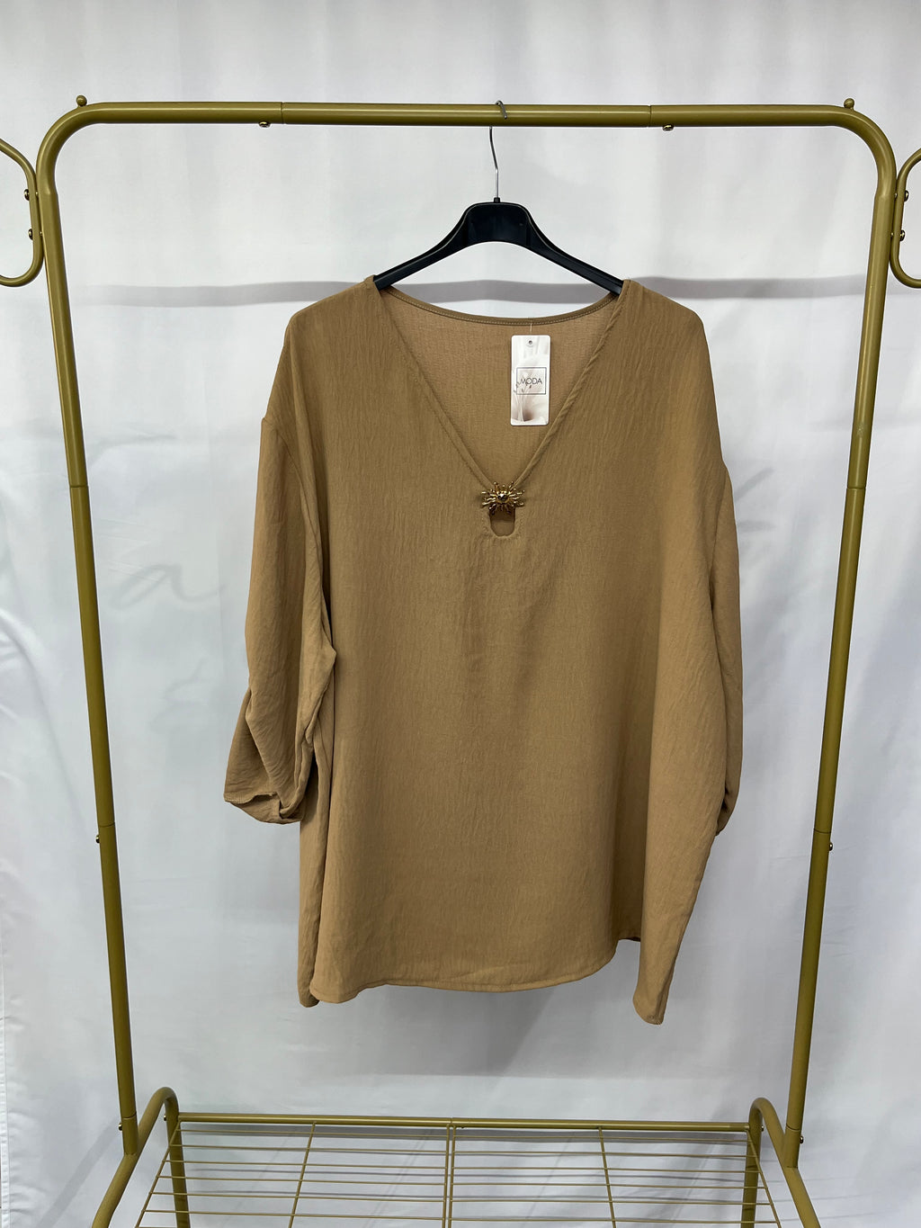 Camicia gioiello sole con scollo a V