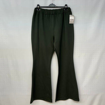 Pantalone Flares