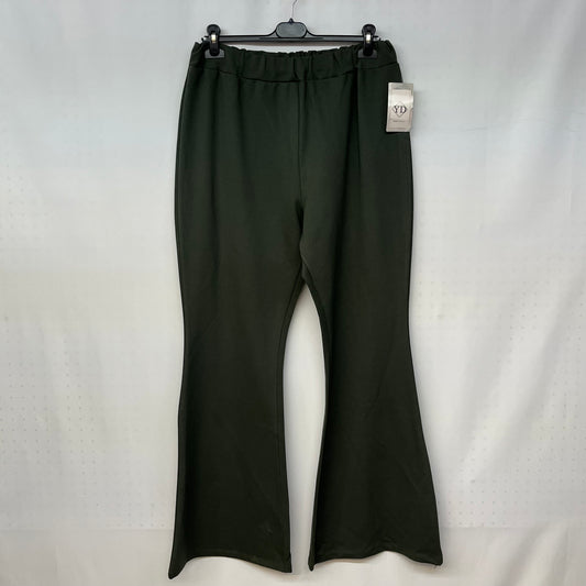 Pantalone Flares
