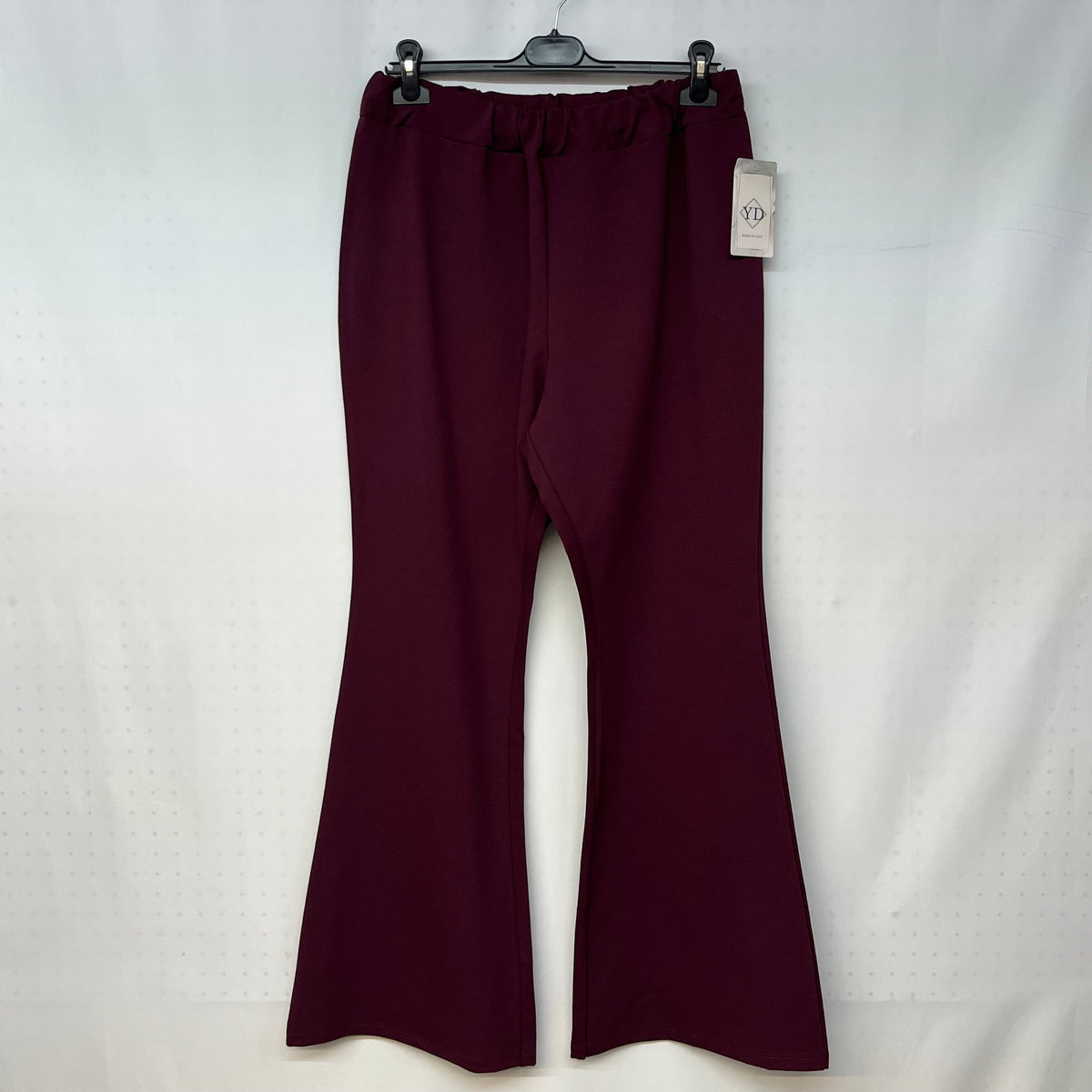 Pantalone Flares