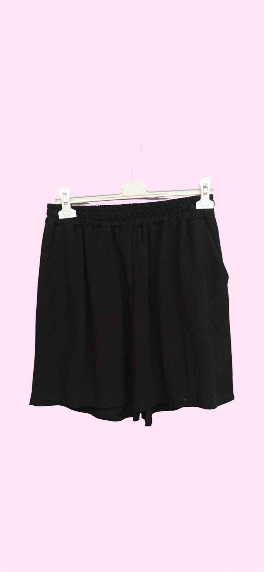 Pantaloncino corto con laccetto regolabile in vita
